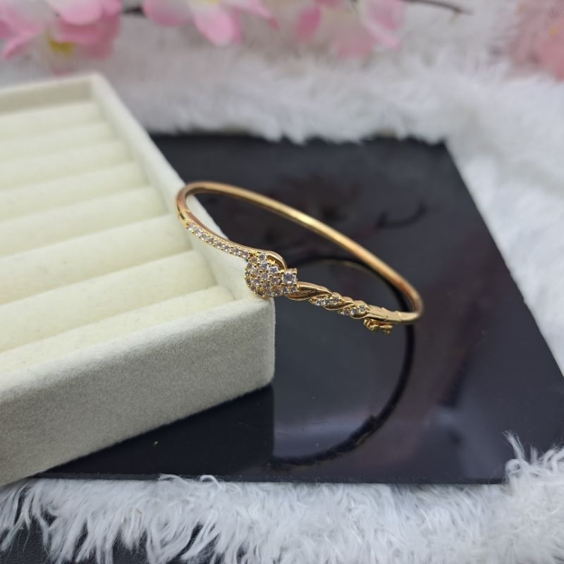 Gelang Xuping yaxiya  Bangkok Kunci samping lapis emas