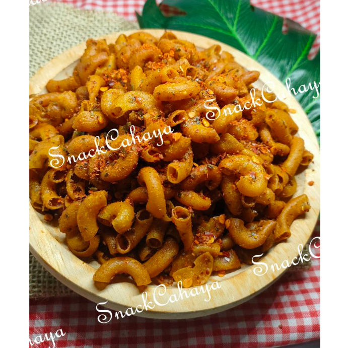 

Makaroni Kering Pedas Daun Jeruk 150 Gram Ala Snackcahaya