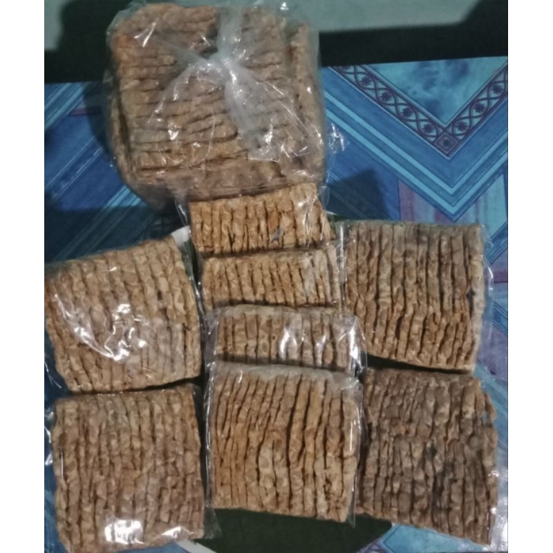 

TEMPE NASI GANDUL PATI BESAR 20 PCS