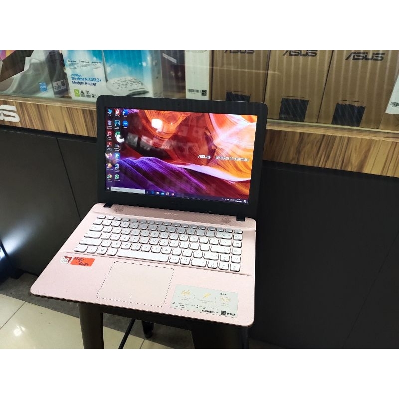 Laptop Asus X441B RAM 4GB HDD 1TB Warna Rose Gold sesuai gambar windows 10 14inch