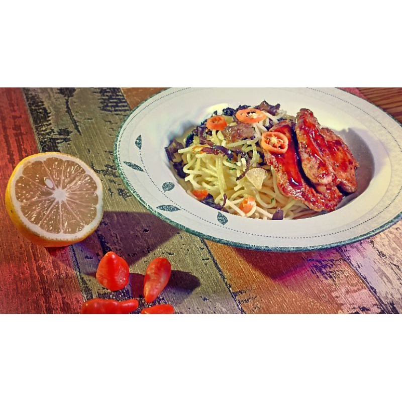 

Spaghetti Aglio Olio ala oriental