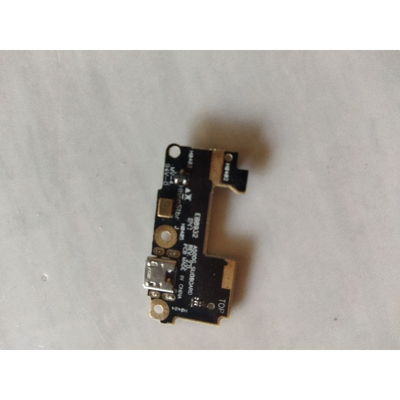 ui board charger ori bawaan asuz zenfone 5