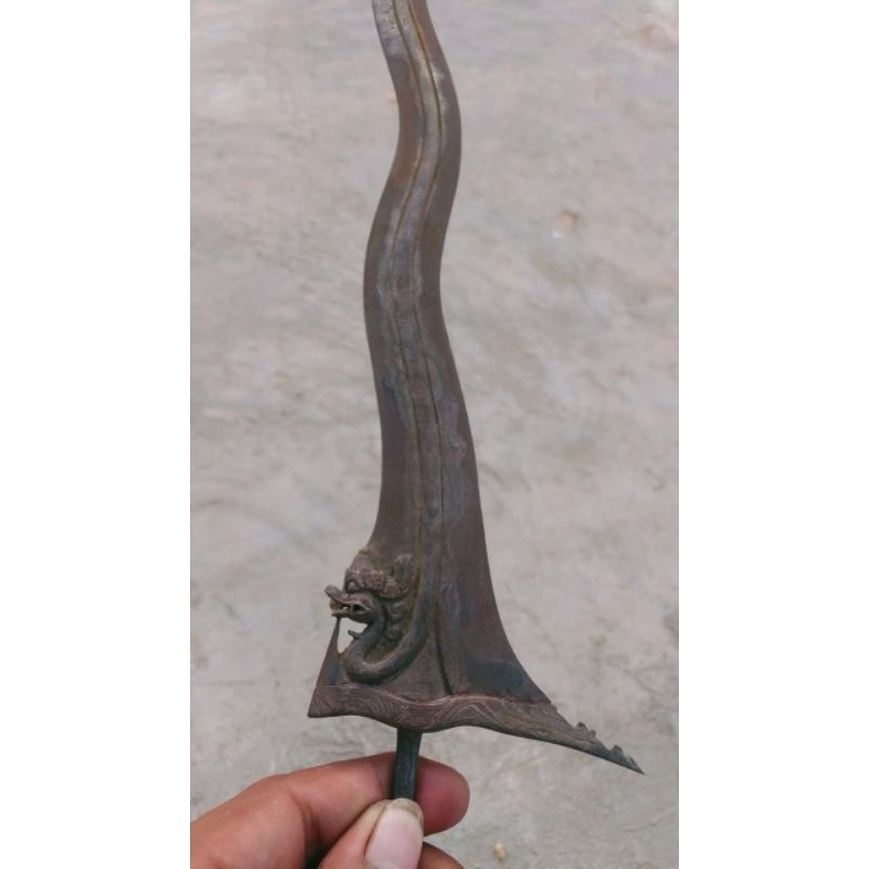 Keris Nogo Rojo Pamor Pedaringan Kebak
