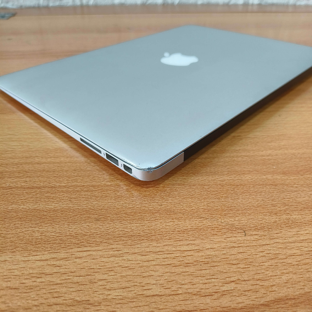 MacBook Air Early 2014 Core i5 RAM 8GB SSD 128GB 13.3 Inch Murah