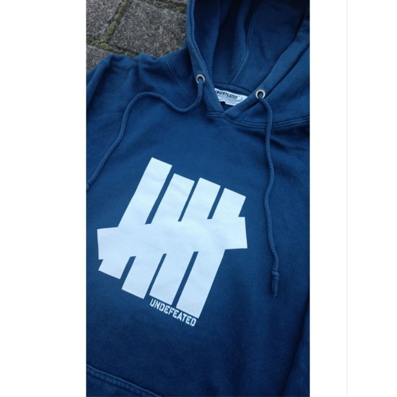 UNDEFEATED Hoodie Second