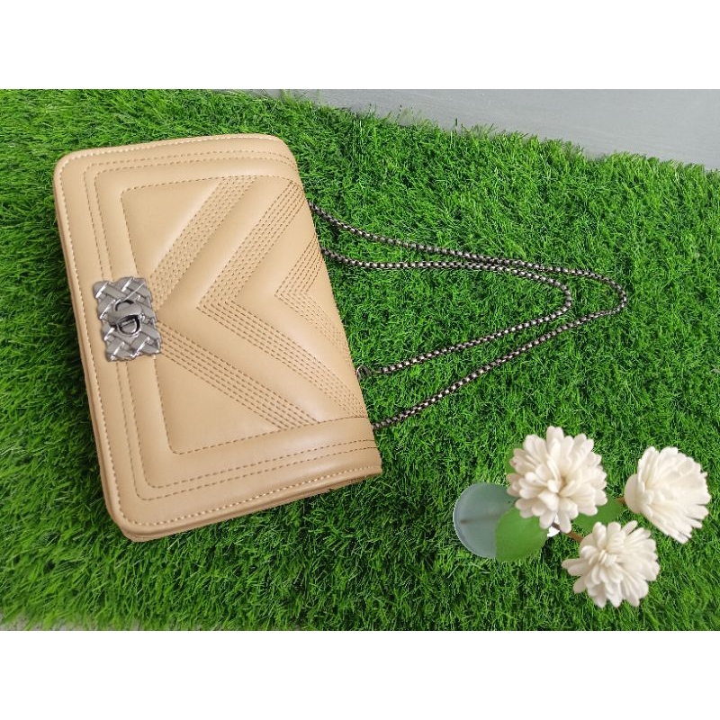 Malika bag Tas selempang Murah.