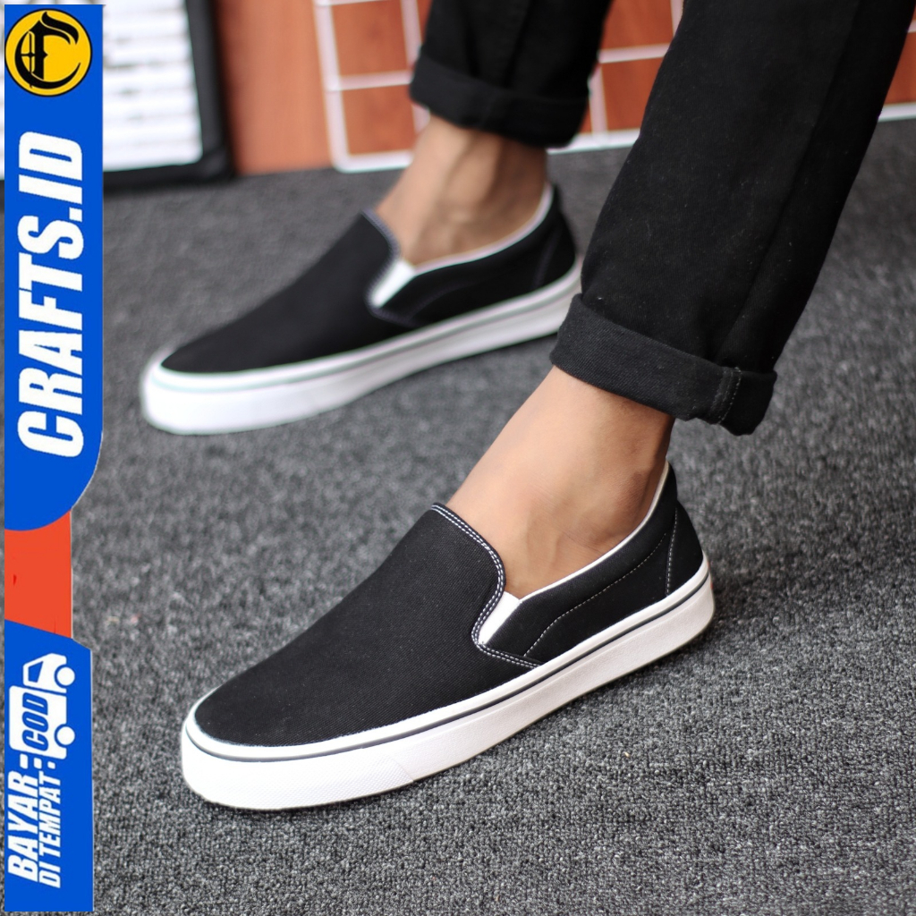 Sepatu Casual Ukuran 43 44 45 46 47 Sepatu Sneakers Slip On Pria Sepatu Sekolah Ukuran Besar