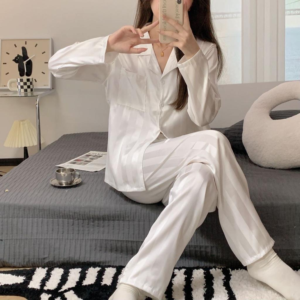 010 Luxury Sleepwear Kelas Atas Piyama Satin Lengan Panjang Celana Panjang Kerah Motif Garis Kancing Hidup Bahan Satin High Quality Piyama Import/ Baju Tidur Import / Baju Tidur Murah / Piyama Set / piyama wanita /Piyama Satin/Baju Tidur Set