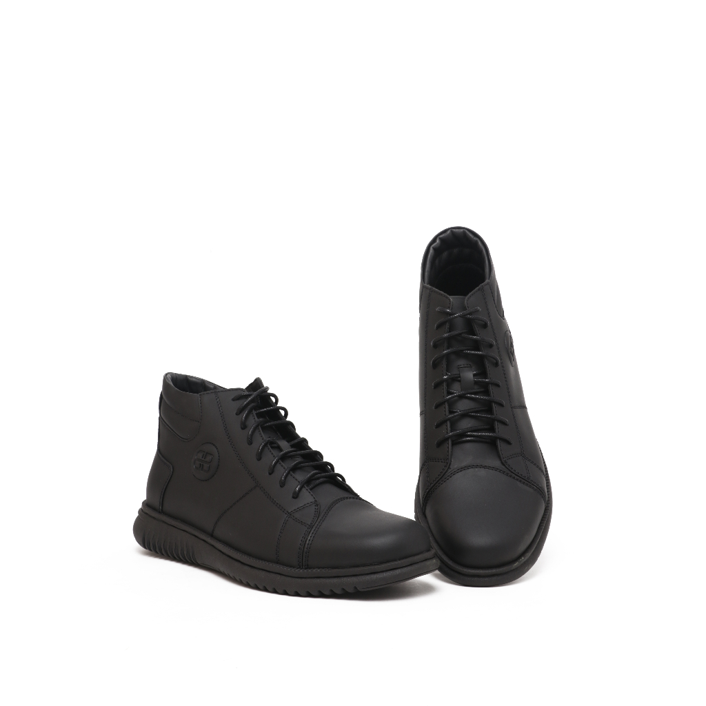 Buccheri Minos Boots Men Black