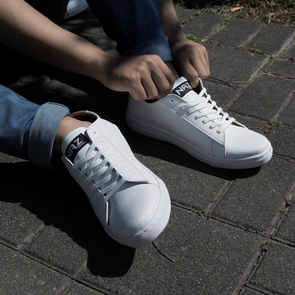 Sepatu Sneakers Pria Casual Sneaker Cowok Cewek Shoes Trendi Kerja Kuliah Ori Naz Max White