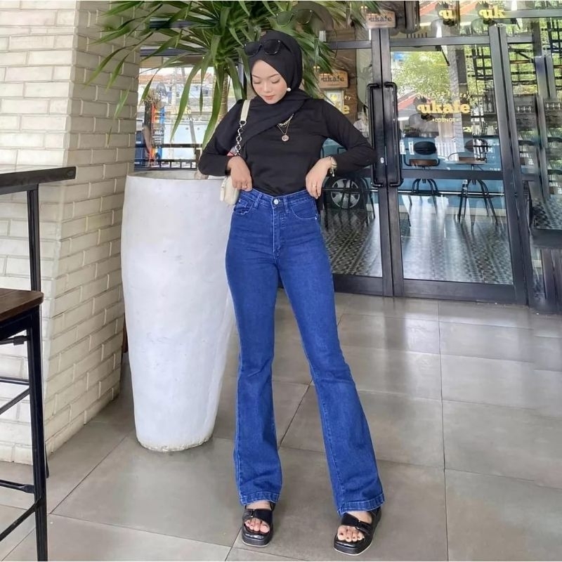 Highwaist Cutbray Jeans Wanita Loose