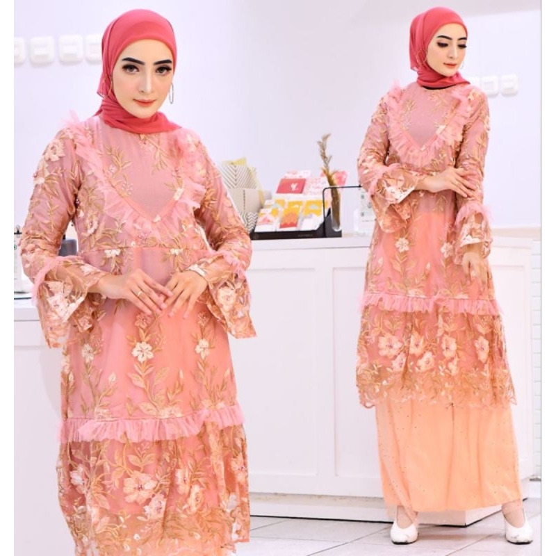 Kebaya Tunik Iply Terbaru| Kebaya Kondangan| Kebaya Modern| Kebaya Pesta| Tunik| Tunik Melayu| Set Kebaya Wisuda| Tunik Brokat| Kebaya Tile| Set Kebaya Wanita| Set Tunik Lamaran| Kebaya|