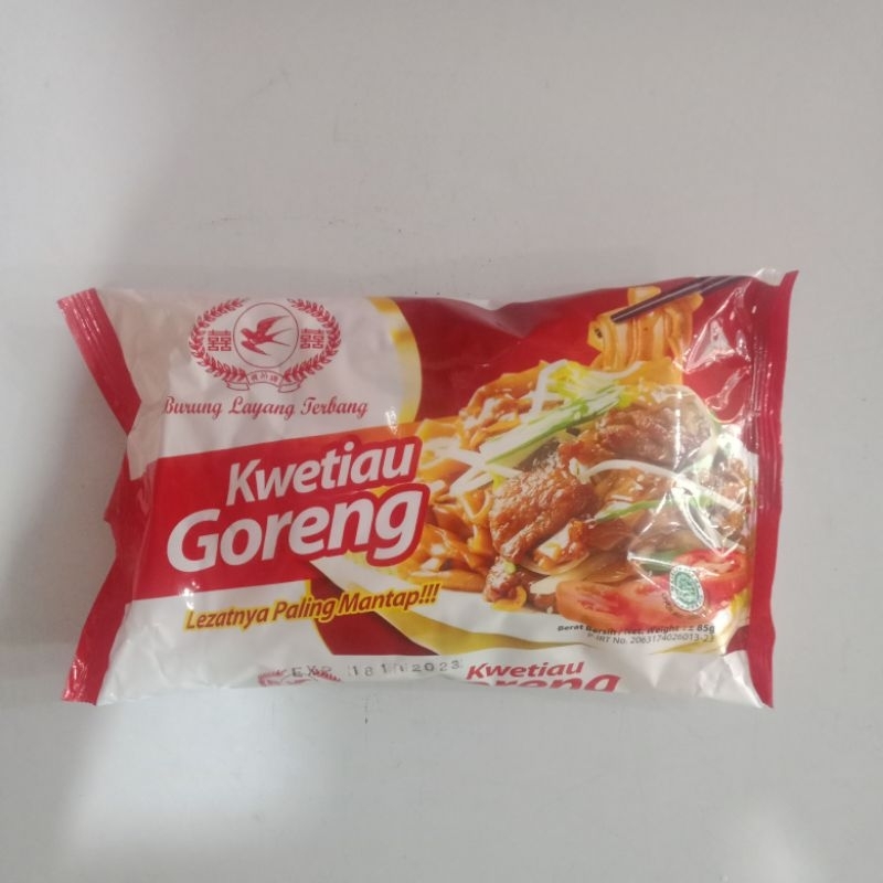 

kwetiau goreng cap burung layang terbang