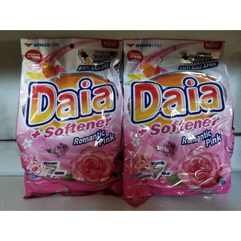 Deterjen Bubuk DAIA + Softener Romantic Pink 800 Gr / GRATIS PIRING CANTIK