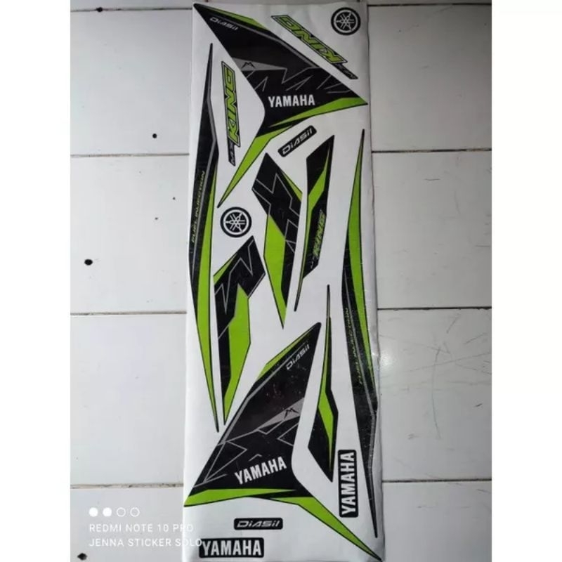 Striping MX king Variasi Model 2019 Hitam lis Hijau Stiker Lis Body Variasi Jupiter Mx King Model 20