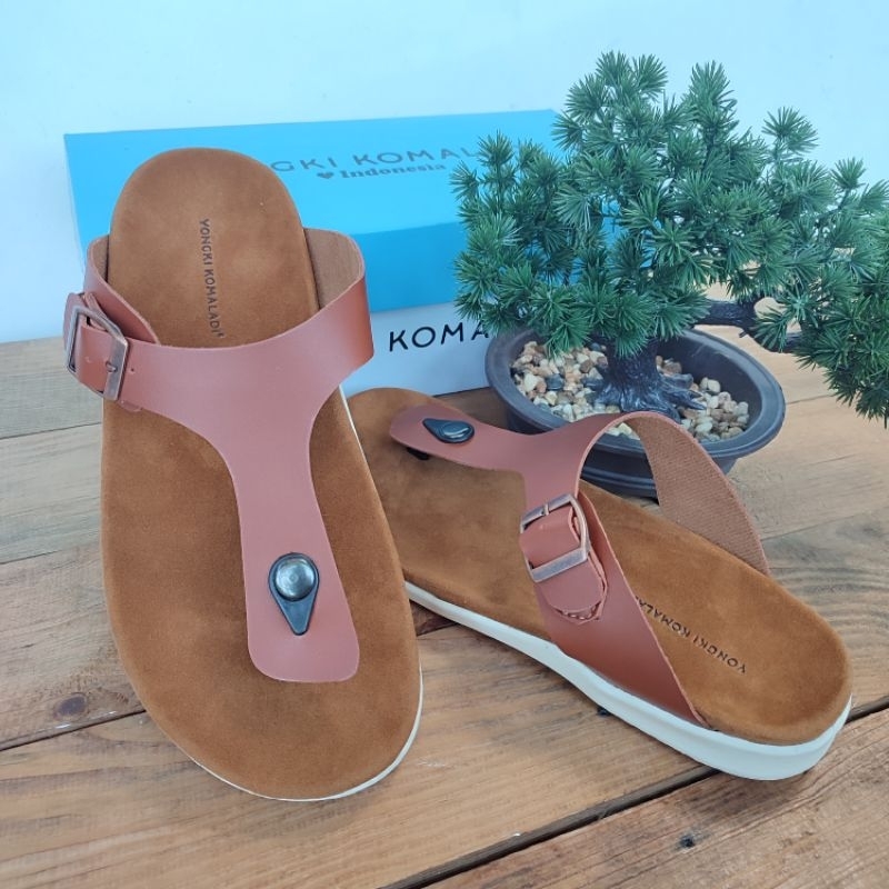 Yongki komaladi sandal pria casual kekinian terbaru berkualitas