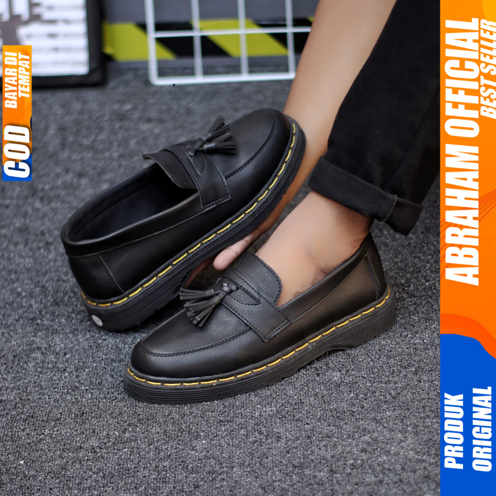 Sepatu Loafers Docmart Formal Pantofel Casual Kerja Hitam Pria