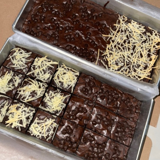 

BROWNIES PANGGANG/FUDGY BROWNIES