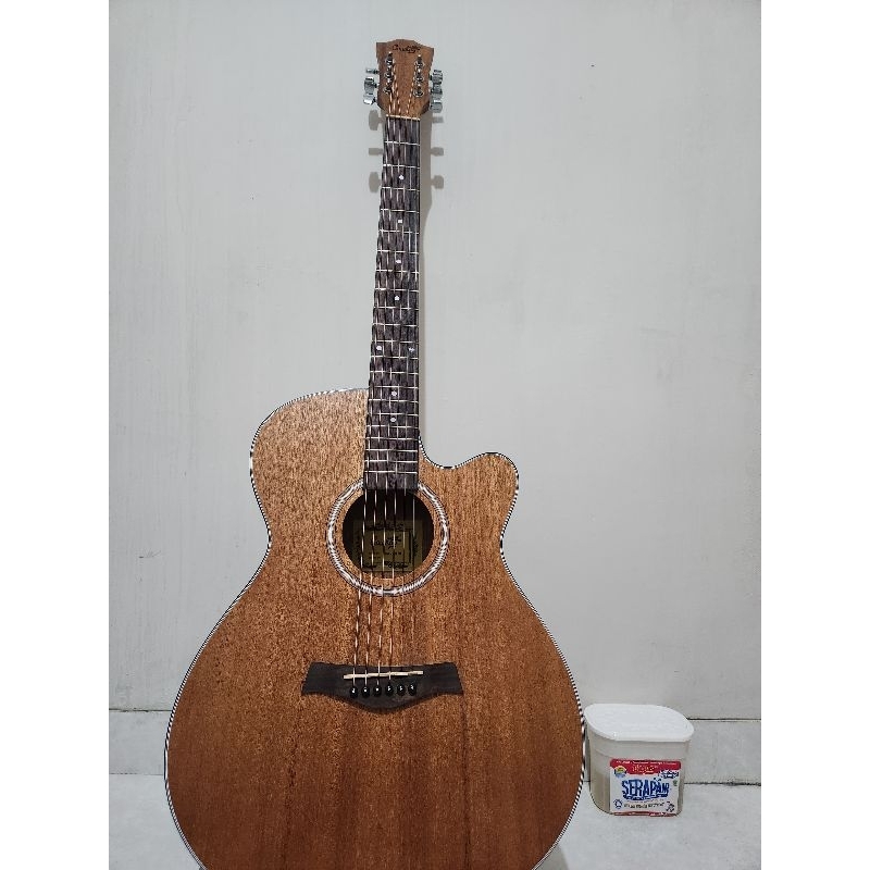 Preloved gitar cowboy gwc 235 ns plus bonus