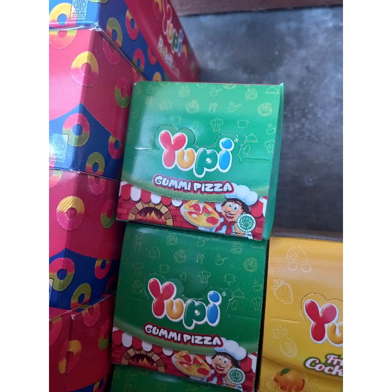 [14 gram x 12] yupi candy box