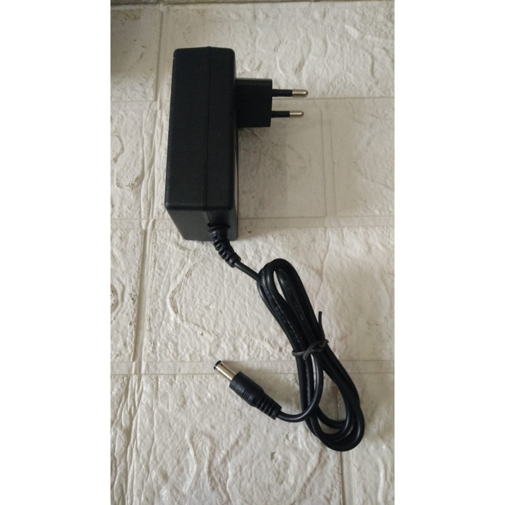 AC DC ADAPTOR 15V 3A Model HLX-1530