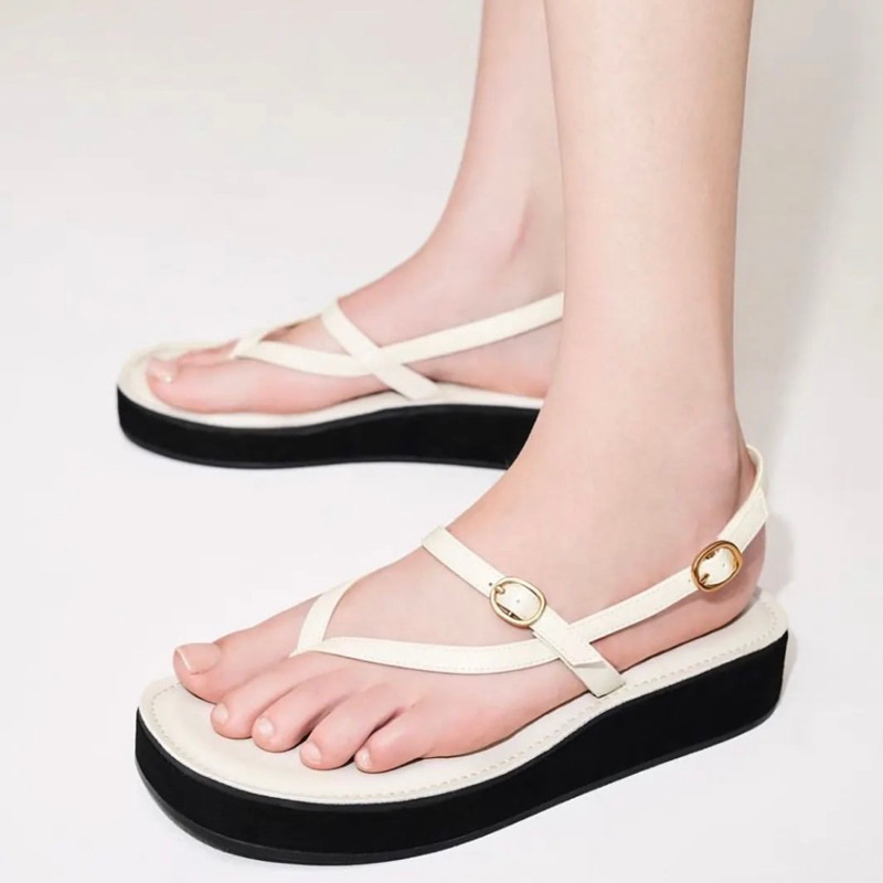 Sendal Wanita Strappy Platform