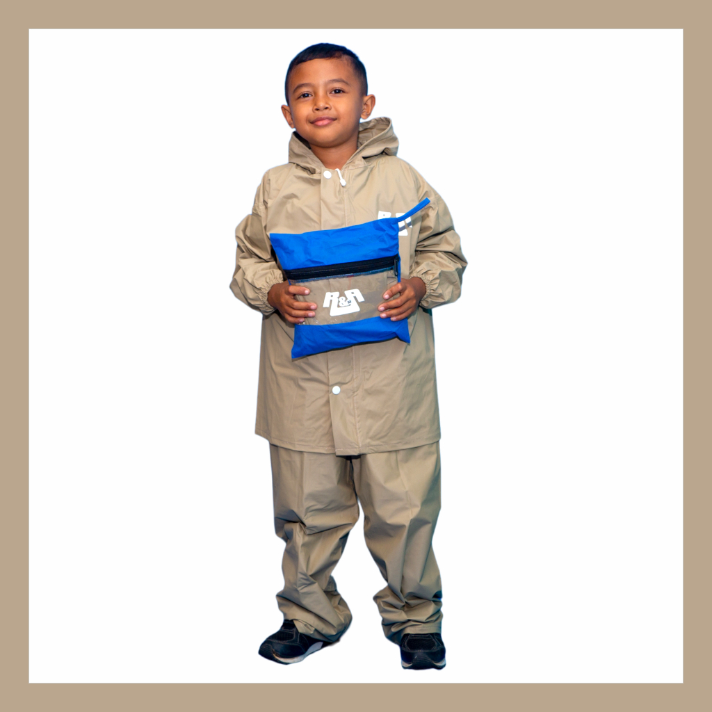 R&amp;A - Jas Hujan Setelan Anak SD / Mantel Anak Laki laki Perempuan / Raincoat Bahan PVC NYLON Cream Premium