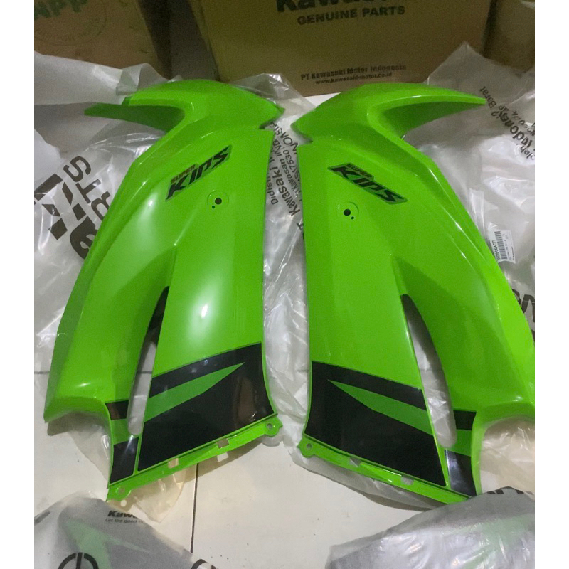 Sepasang fairing sayap ninja rr new hijau muda 2012 2013
