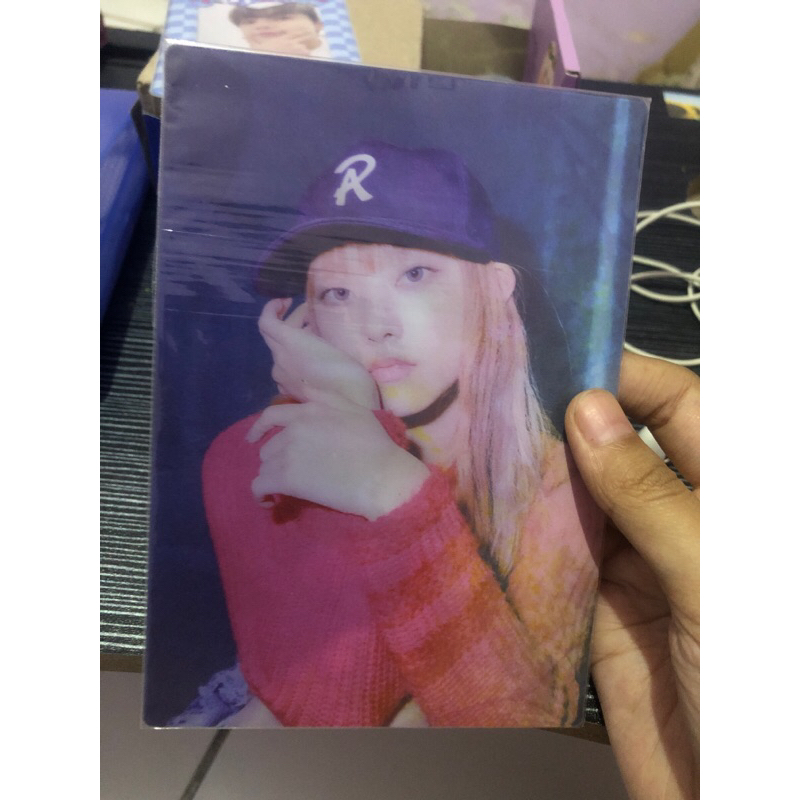 haerin newjeans lenticular[official weverse shop]