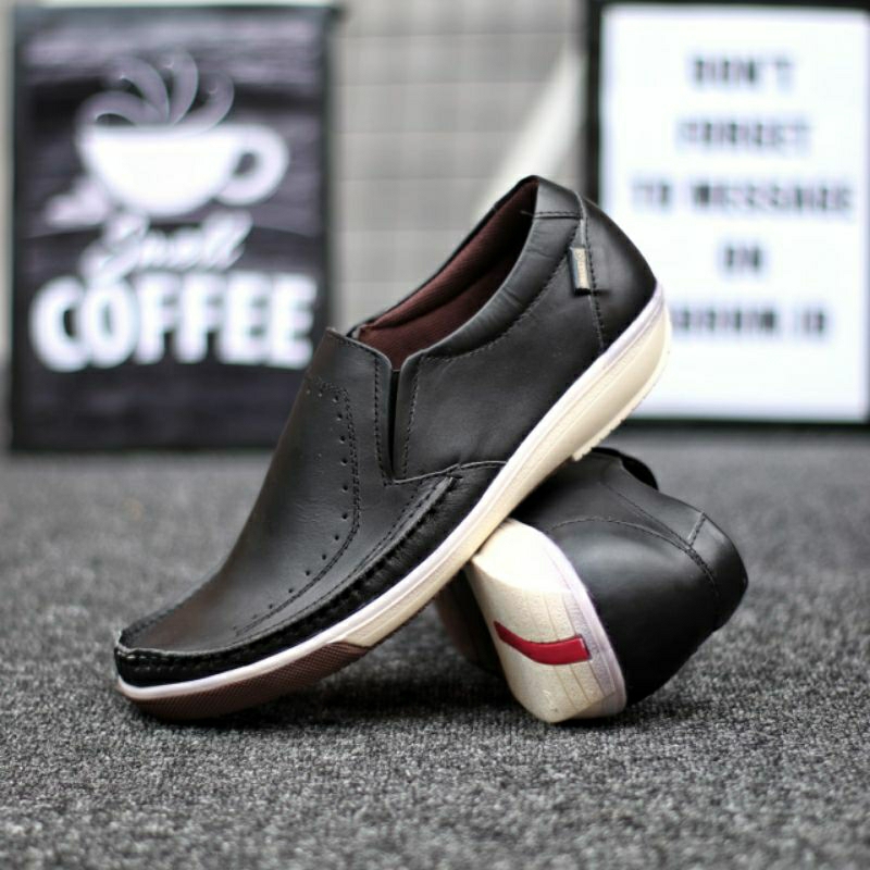 bungkusuku sandro - Sepatu Kulit Pria Slip On Formal Kerja Casual Trendi