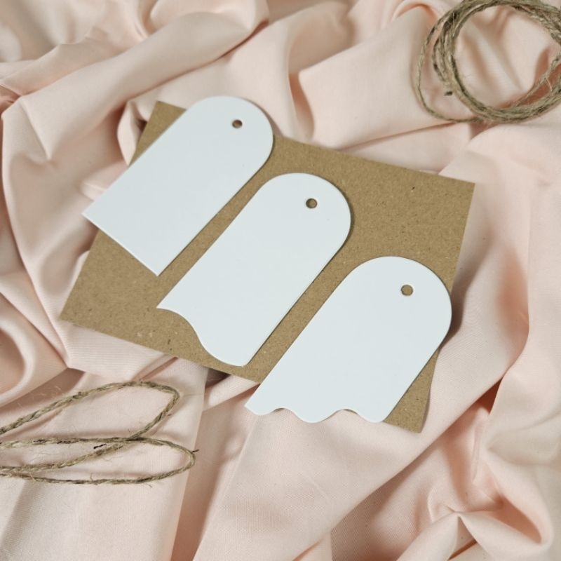 

[IVORY] HANGTAG AESTETIC / HANGTAG PUTIH / HANGTAG BAJU by. TOOKE