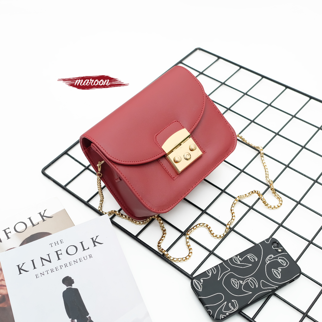 Sling bag Renata - Tas Selempang Wanita Rantai