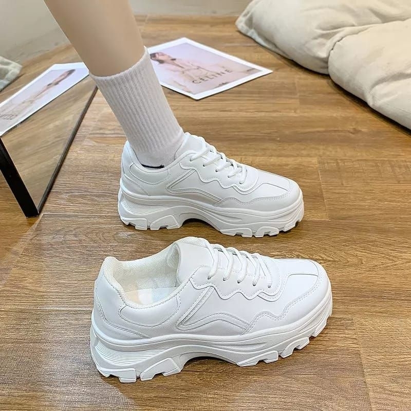 Sepatu Sneakers Wanita Korea Casual Chunky Terbaru FNPS02