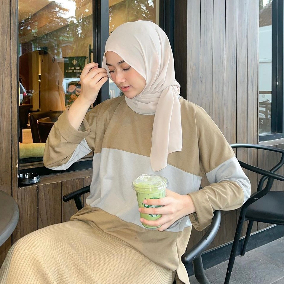 Tshirt Longsleeve Vintage Basic Oversize Atasan Kaos Wanita Simple Outfit Top Hijab