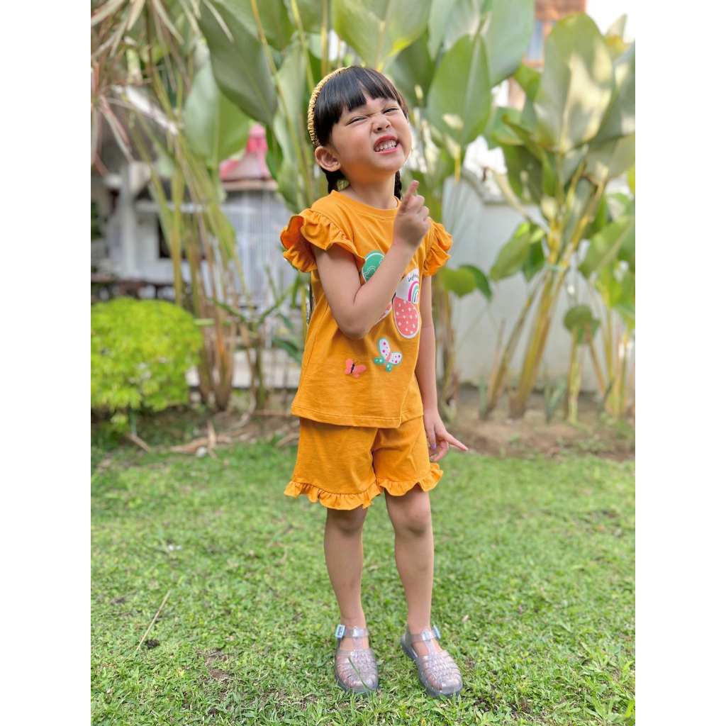 Smilee Amena Set 1-5 Tahun Setelan Ruffle Motif Fashion Anak Perempuan CBKS P100