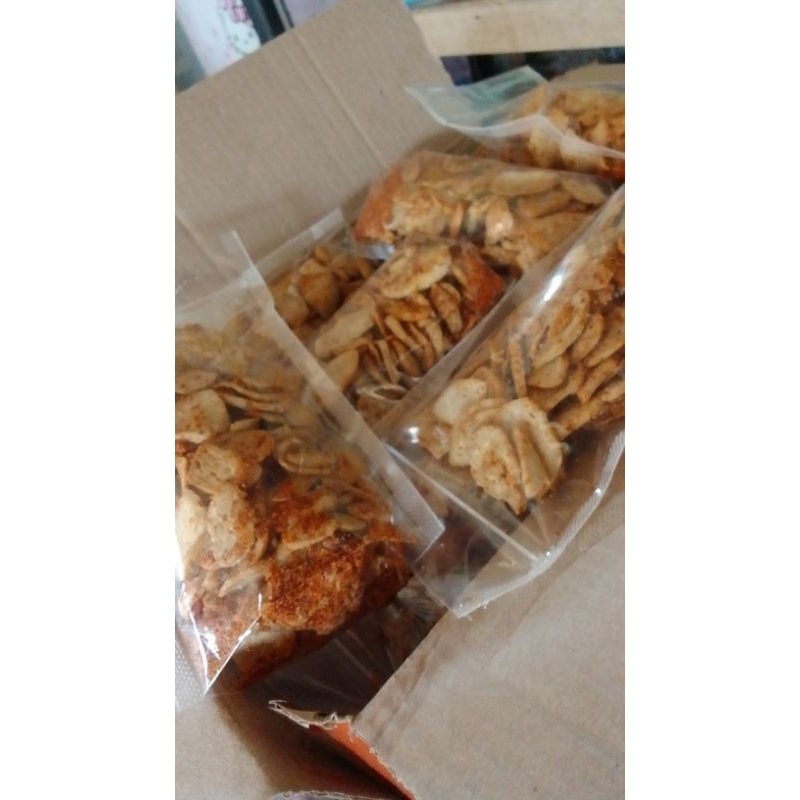 

basreng 250gram,cemilan pedas setan,kripik ikan,basa ikan kering,basreng murah,gurih,halal