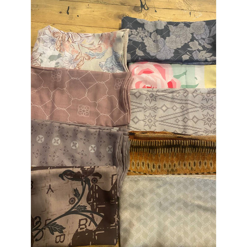 Preloved Hijab vanilla hijab,Pelangi asmara dll