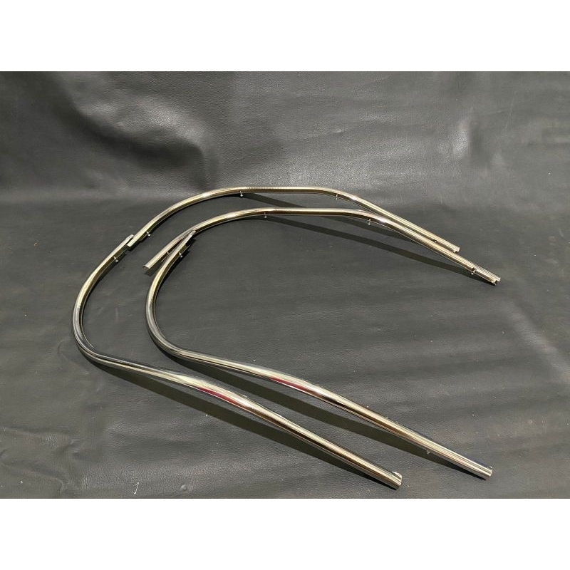 Lis list sayap layar body depan vespa model botol chrome smallframe pts spesial dsb crome bagus pres