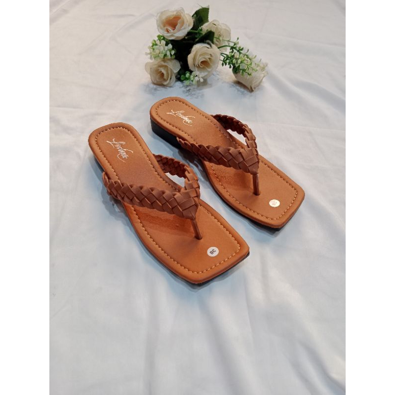 Sandal Japit Model Terbaru/Sandal wanita