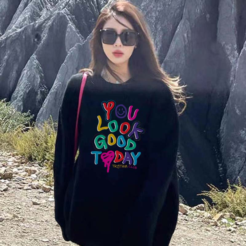 Kaos Stasan Wanita Oversize Couple Sweater American Vintage Letter Cartoon Graphic Priting Top Kekinian Casual Sweater