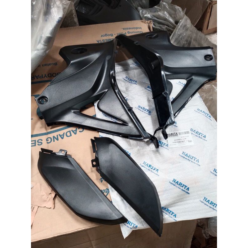 cover sayap bawah revo fit+sambungan tengah revo fit