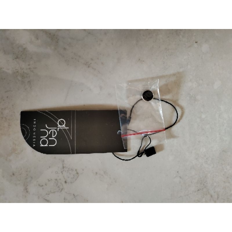 hang tag aljenna saila