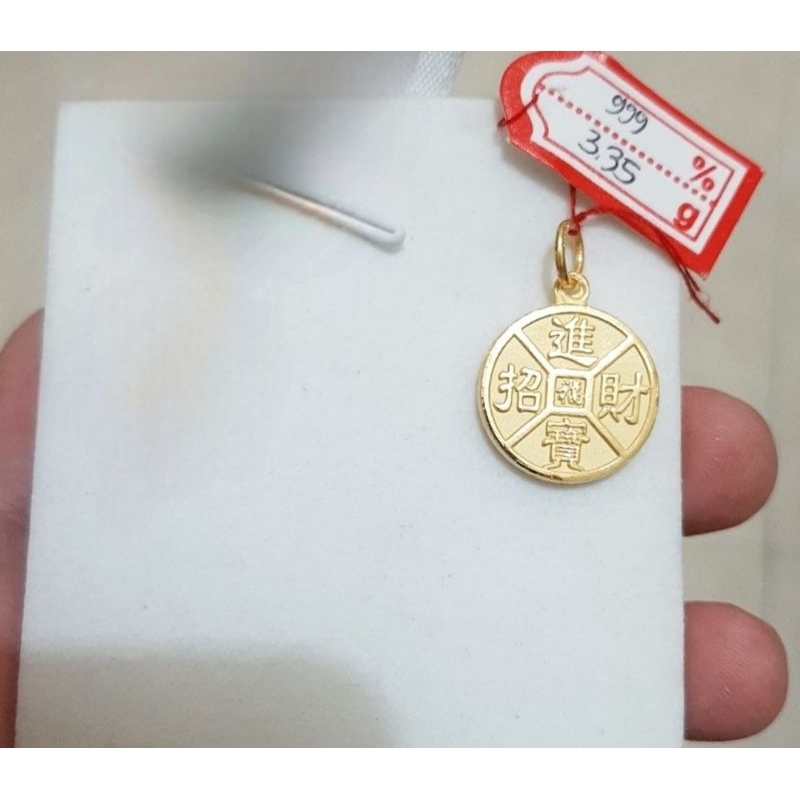 Liontin emas 24k uang koin