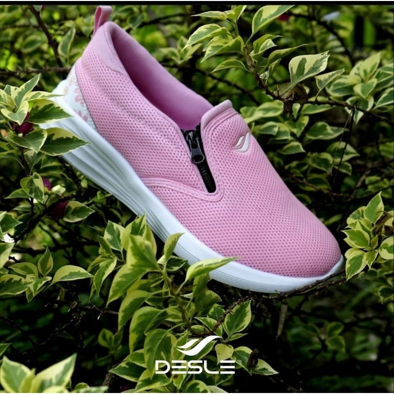 sepatu desle slip on cewek  MORICORINA HARYYS