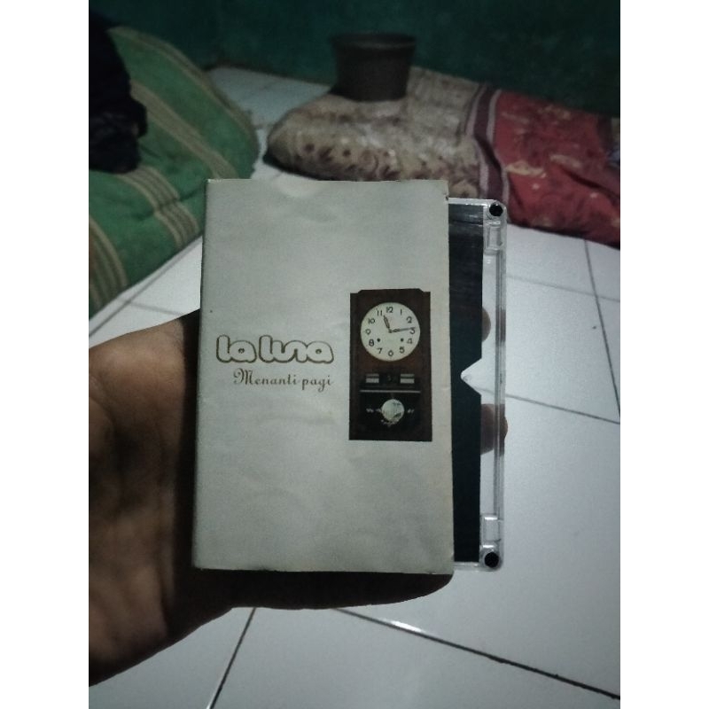 Kaset Pita Original La Luna Menanti Pagi
