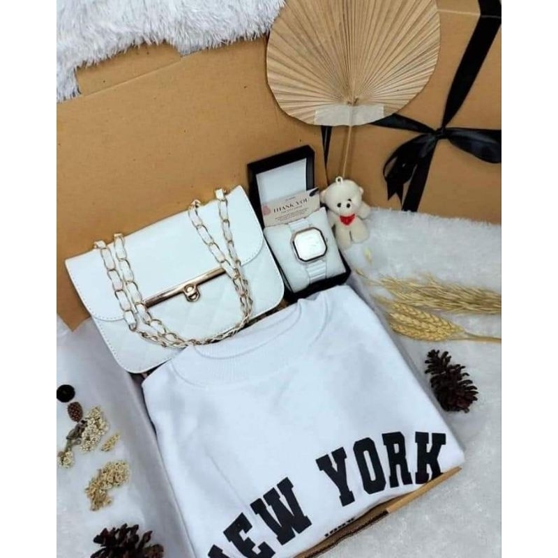 

PAKET HAMPERS SWEATER CEWEK/COWOK