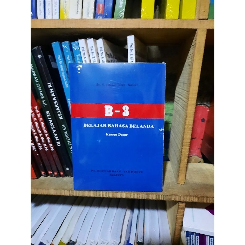 

BUKU BELAJAR BAHASA BELANDA B-3