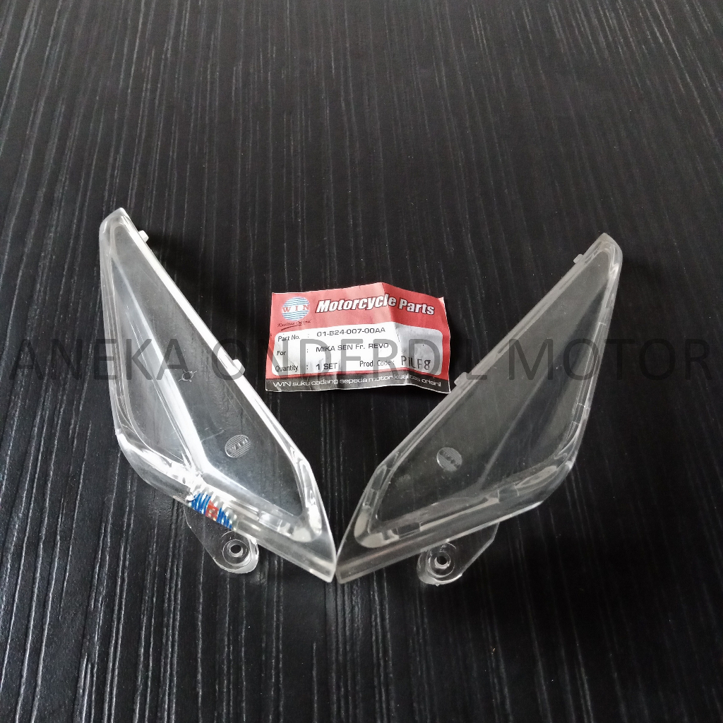 Mika Sen Depan Honda Revo-100 WIN