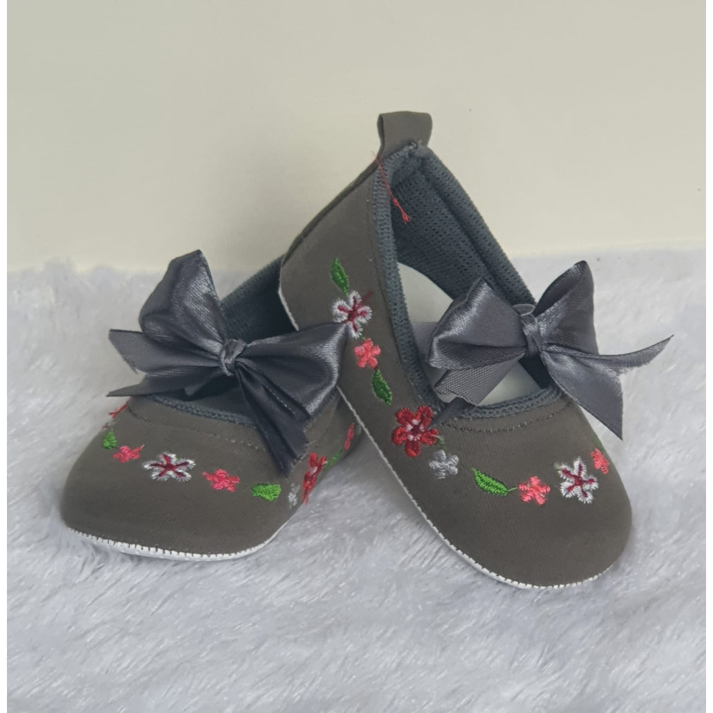 Sepatu Bayi Prewalker Pita Sakura / Sepatu Bayi Bordir / Sepatu Bayi Perempuan