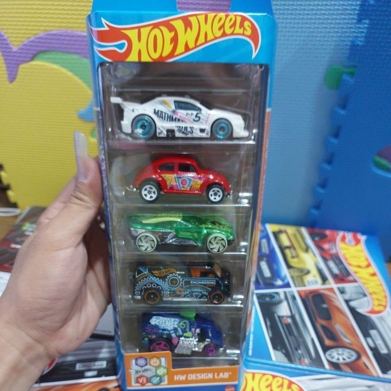 hot wheels original isi 5/box.hot wheels hw design lab